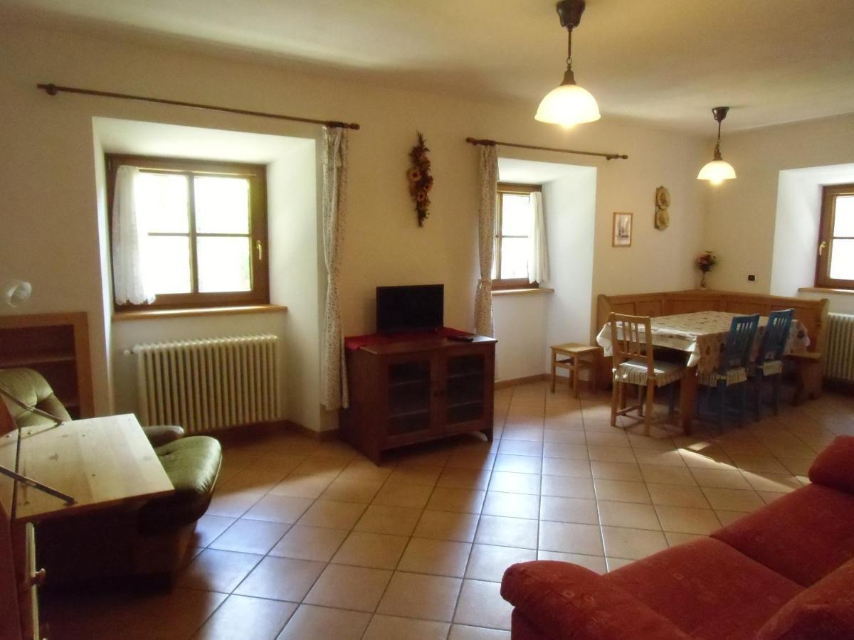 Rio Gambis Apartment Cavalese Bagian luar foto