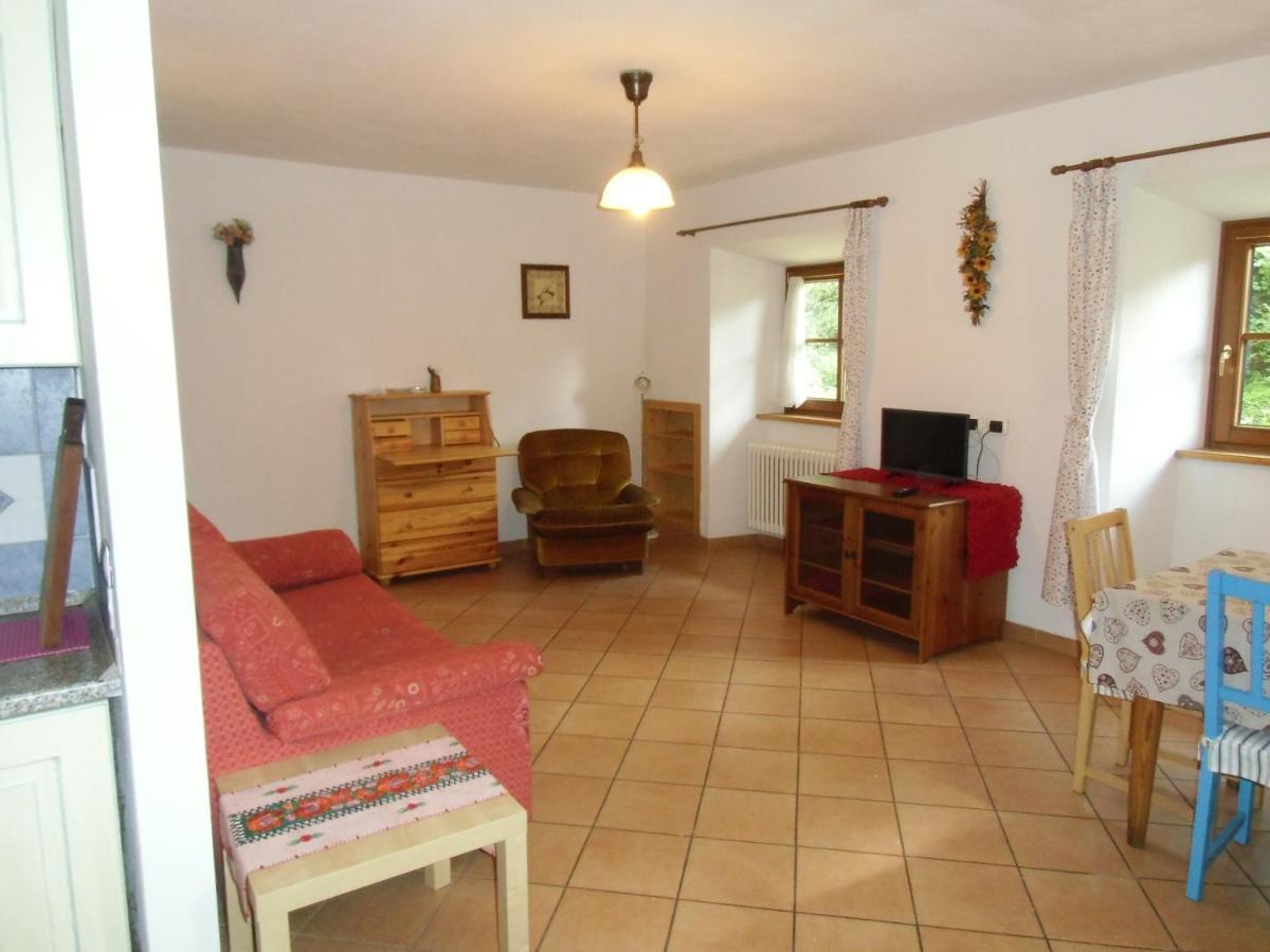 Rio Gambis Apartment Cavalese Bagian luar foto